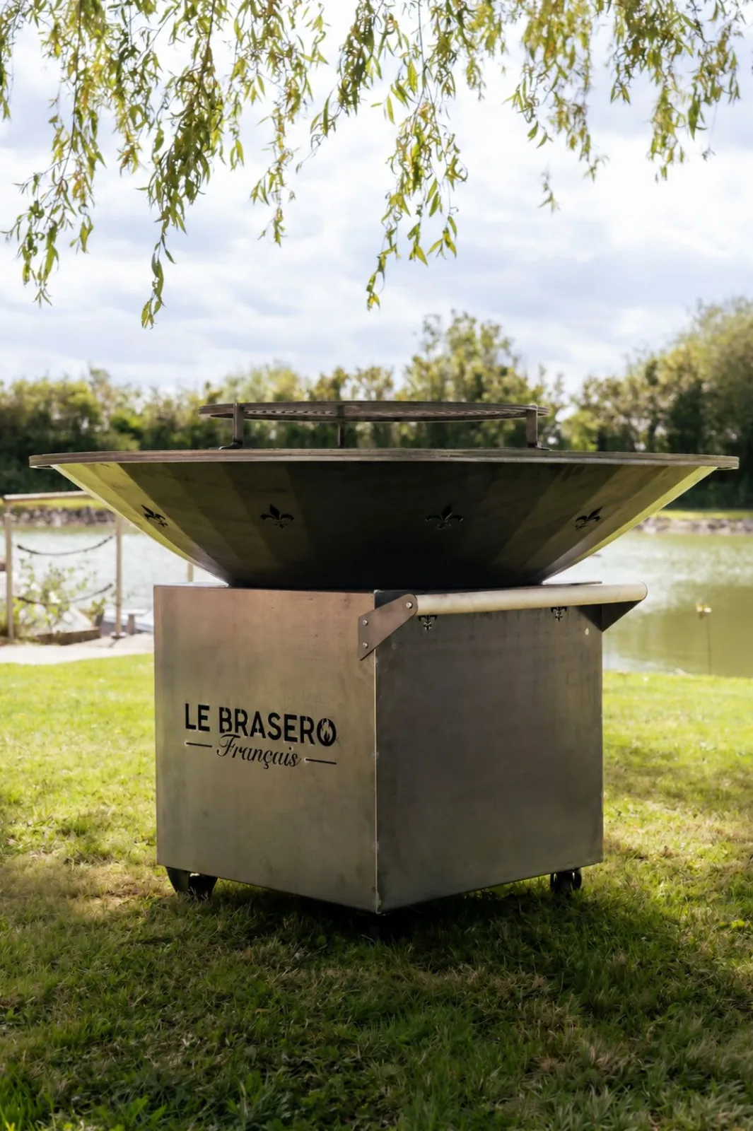 Brasero 150 cm en acier corten, format réception